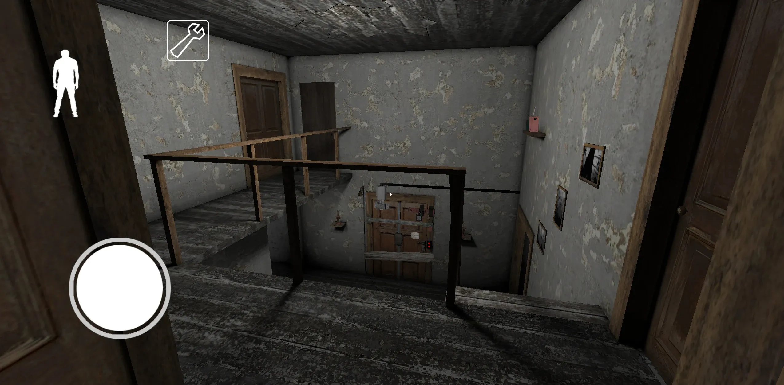 Granny v1.8.10 APK Мод (Тупой враг) Screenshot 2 Granny v1.8.10 APK Мод (Тупой враг) Screenshot 2